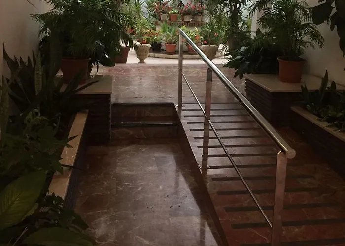 Absolute Central * 토레몰리노스